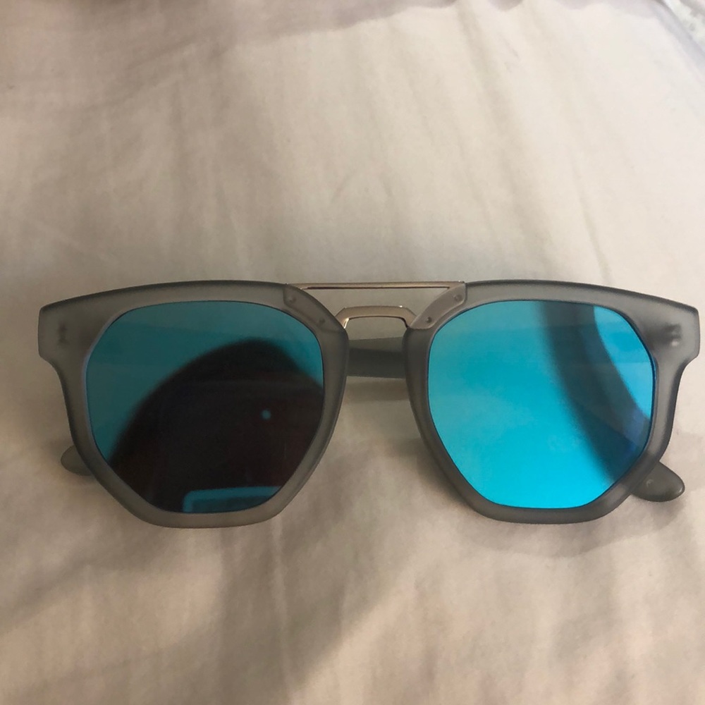 Le specs blue sunglasses/ brand new condition